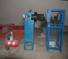 ASTM E1886-2005, ASTM E1996-2008 uyarınca değiştirilen Bina Perde Duvarı Rüzgar Çöplerine Karşı Test Ekipmanı