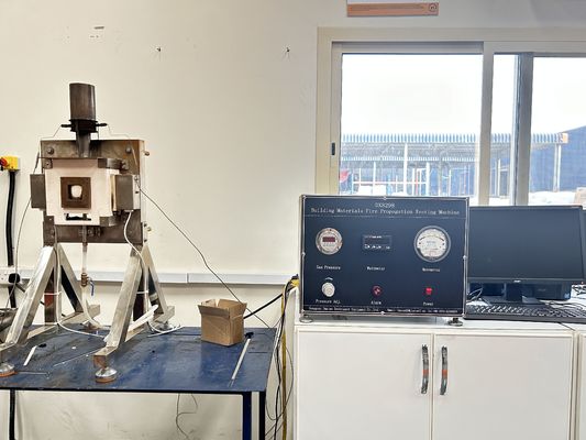 BS476-7 İnşaat Malzemeleri Laboratuvar Test Ekipmanı Yüzey Alev Yayılması Test Aparatı Yanıcılık Makinesi