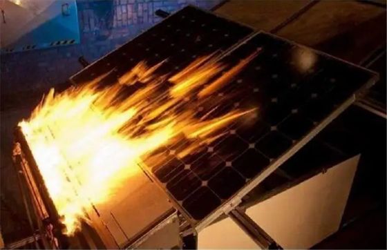 UL790 Laboratuvar Deneme Ekipmanı Çatı Kaplamalarının Yangın Denemeleri Fotovoltaik Paneller İçin Yanıcılık Deneme Makinesi