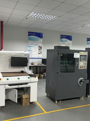 Doğru Sonuçlar Alın DX8427 yalıtım malzemesi test makinesi 6-10 saat Test süresi 0,5 mm kalınlığında elektrot